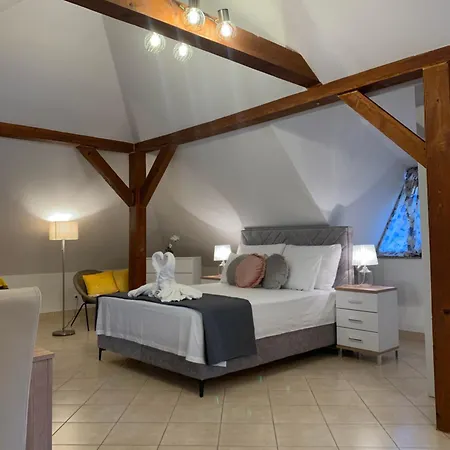 Stylish Bure Apartment *